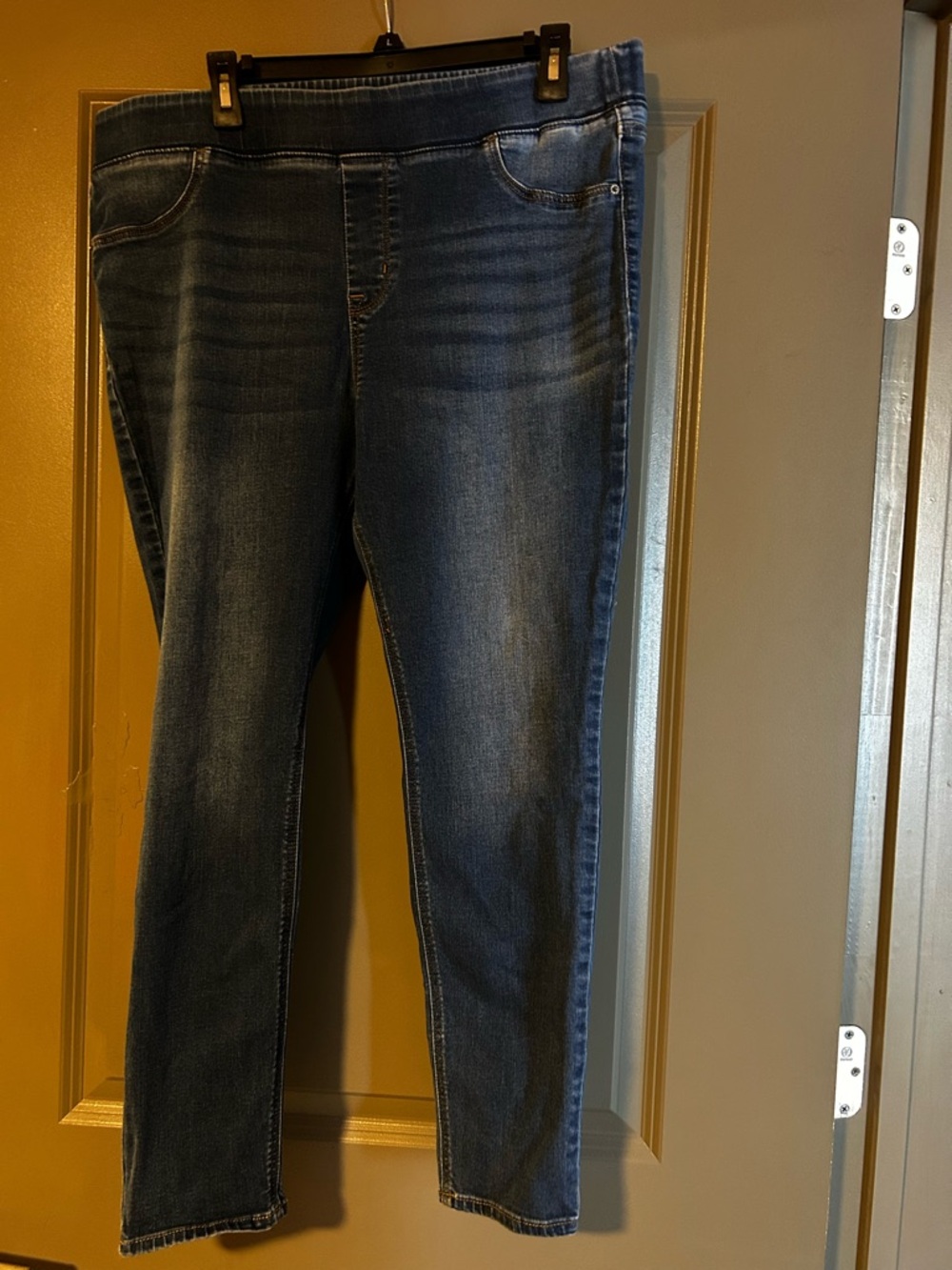 Old Navy Women's Dark Blue Stretch Jeggings